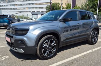 автомобілі Jeep